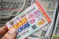 صبح میں ٹکٹ خریدااور دوپہر میں کروڑ پتیبن گئے