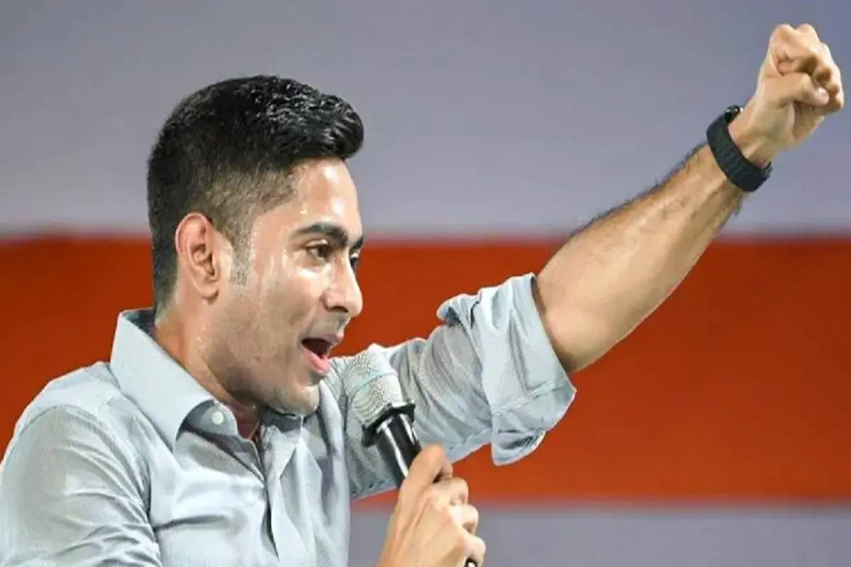 آئندہ ہفتے ہی پارلیمنٹ میں 'آپریشن لوٹس'! ممتا کے حکم پر اچانک دہلی میں ابھیشیک