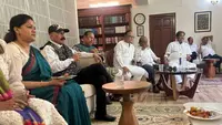 دہلی میں خوفزدہ اور موقع پرست ترنمول ایم پی کی خفیہ میٹنگ جاری