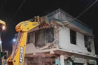 ہابرا ریلوے اسٹیشن پر بارہ سو ڈھانچے گرادیئے گئے ،پانچ سو میٹر زمین خالی کرالی گئی