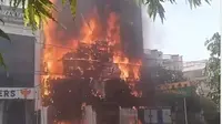 لکھنؤ کے کوچنگ سنٹر میں شدید آتش زدگی کے سبب 15 افراد ہلاک، وزیر اعظم مودی نے کیا امدادی رقم کا اعلان