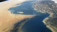 آبنائے ہرمز سے گزرنے والے جہازوں سے کچھ رقم لی جاسکتی ہے: عمّان