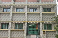 سبید علی کبھی بکری اور مرغی فروخت کرتے تھے آج ان کے پاس کروڑوں کی جائیداد ہے۔