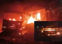 دہلی-ممبئی ایکسپریس وے پر ہولناک حادثہ، ٹرک سے ٹکرانے کے بعد بس آگ کی لپیٹ میں، 8 افراد ہلاک