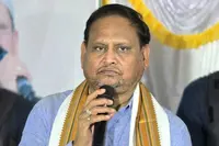 والدین کا حوالہ دے کر او سی پر حملہ، پولیس میں حاضری کے دن بھی ہمایوں تنازعہ میں