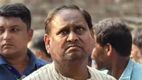 ہمایوں کبیر نے شکتی پور تھانہ کے اوسی کو نیا باپ کہہ کر طعنہ دیا