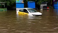 بارش سے کولکاتا سمیت چار اضلاع متاثر