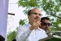 ادھیر چودھری نے ہر بلاک میں ایس آئی آر ٹریبونل قائم کرنے کا مطالبہ کیا،