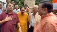 ریتو برتو کے کیمپ میں جانے کے دو دنوں کے اندر ہی کالی گھاٹ ترنمول کے پروگرام میں مدن