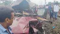 ریل گیٹ کھلا تھا، لیول کراسنگ عبور کرتے وقت ٹرین نے اسکول وین کو ٹکر ماردی ، چار طلبہ سمیت پانچ افراد ہلاک
