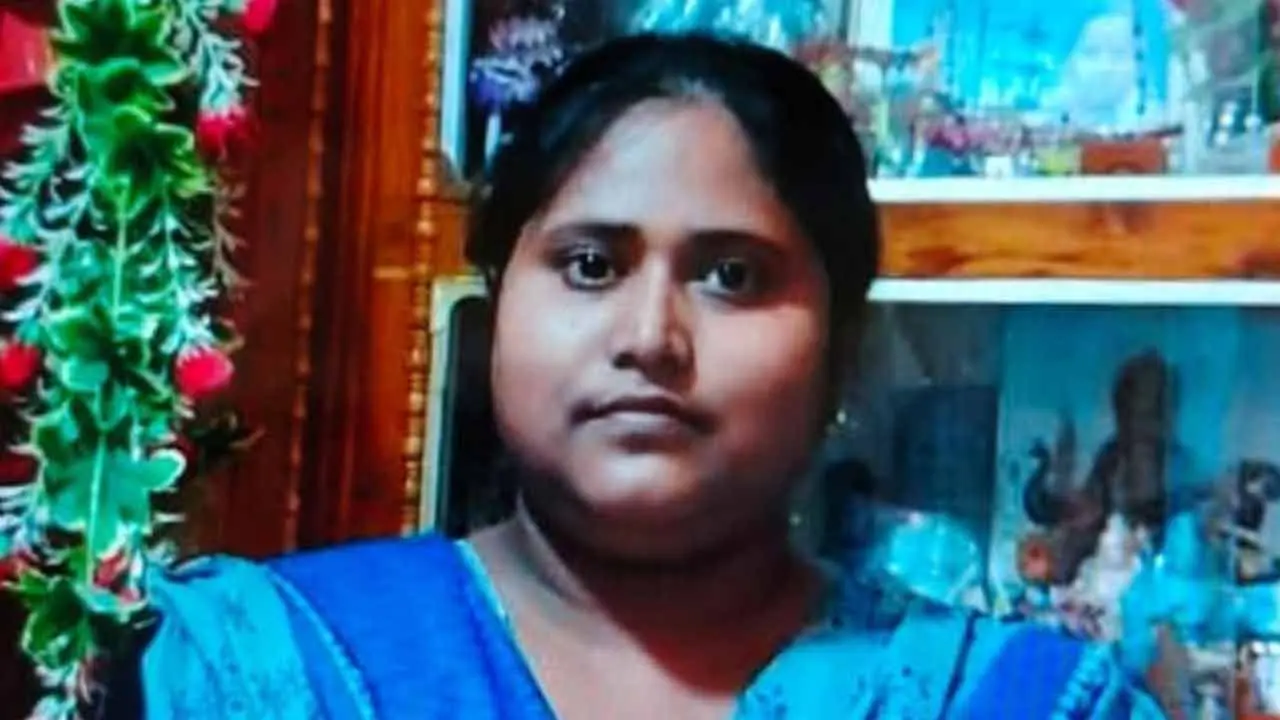 ایک ماہ اور نوکری بچی تھی، نیند کی گولیاں کھاکر خودکشی کر لی