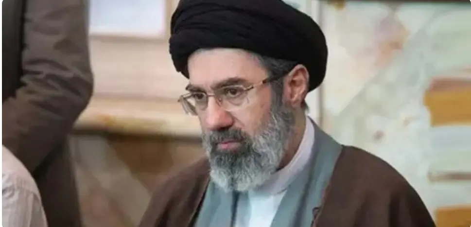 مجتبیٰ خامنہ ای کا ایرانی قوم کے نام اہم پیغام