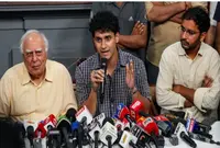 سی جے پی نے کیا عدالت جانے کا اعلان، کپل سبل دیں گے ایک کروڑ کا تعاون، احتجاج کرنے والے طلبا کو مدد فراہم کریں گے وکلا
