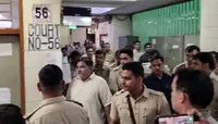 آئی بی افسر انکت شرما قتل کیس میں طاہر حسین کو عمر قید کی سزا سنائی گئی