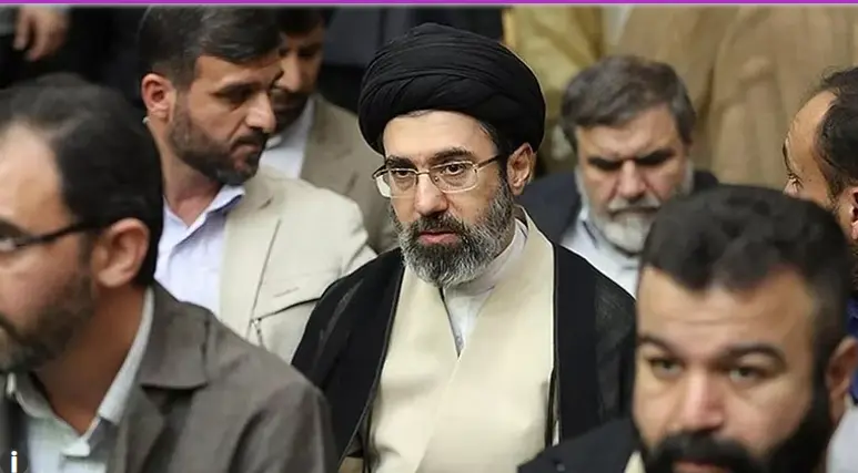 ایرانی صدر پزشکیان خفیہ ملاقات کے دوران سپریم لیڈر مجتبیٰ خامنہ ای کا چہرہ بھی نہیں دیکھ سکے!