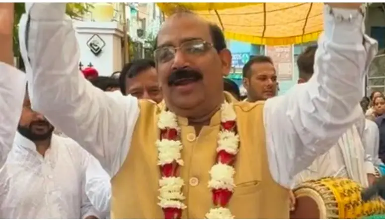 "لڑکا ہوا تو آپ کی محنت، لڑکی ہوئی تو مرکز کا قصور": بی جے پی رہنما کی متنازع مثال پر ایوان میں گھمسان