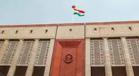 ’ہوم منسٹر ایوان میں آؤ‘، اپوزیشن کے نعروں سے حکومت پریشان، پارلیمنٹ کی کارروائی پیر تک ملتوی