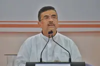 مسجد سے مائک ہٹانے کے سلسلے میں ابو طاہر نے شوبھندو ادھیکاری سے بات کی