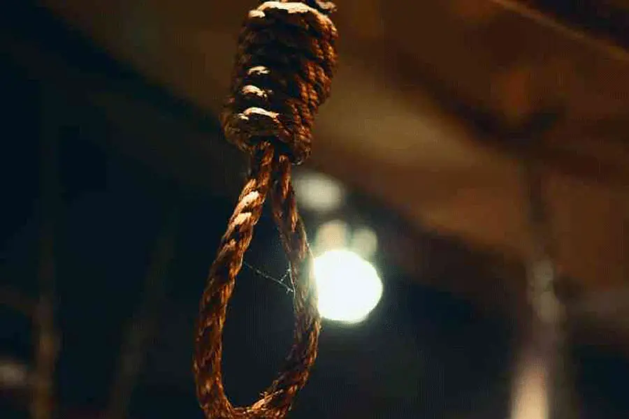 علی گڑھ مسلم یونیورسٹی کی ایک 19سالہ طالبہ ہاسٹل میںمردہ پائی گئی