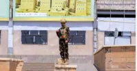 حوثیوں کے ٹھکانوں پر متعدد حملے کیے گئے: یمنی حکومت کا دعویٰ