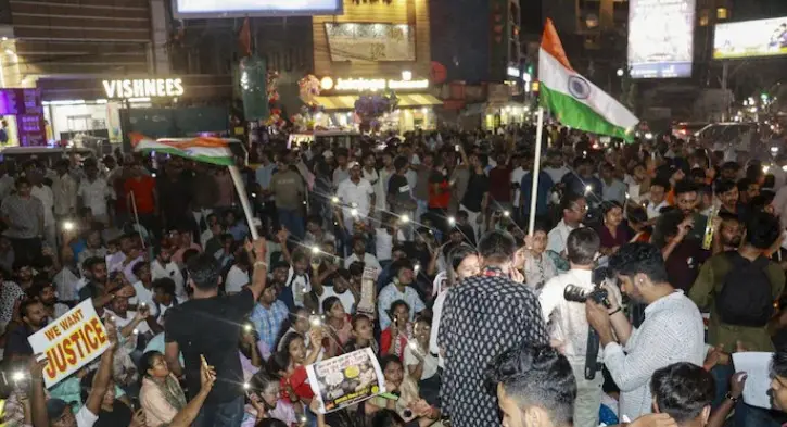 ہیمنت سورین کی جھارکھنڈ حکومت نے طلباء کے مطالبات تسلیم کر لئے، جے ایس ایس سی سی جی ایل امتحان منسوخ کرنے کا فیصلہ