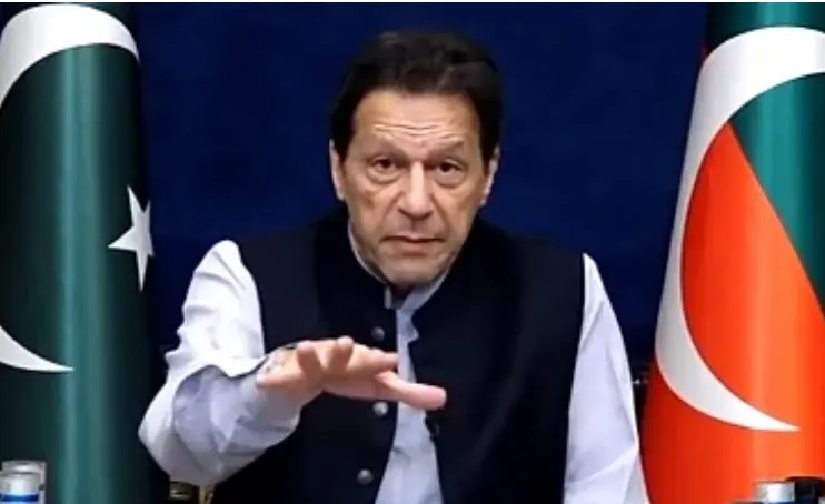 عمران خان کا چیک اپ مقررہ اسپتال میں نہیں کرایا گیا، حکومت نے عدالتی حکم کی دھجیاں اڑائیں: بہن عظمیٰ