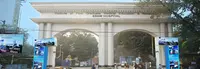 ایس ایس کے ایم ہسپتال کے احاطے میں درخت گرنے سے خاتون کی موت