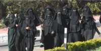 آل انڈیا مسلم پرسنل لا بورڈ حجاب پہننے کی اجازت طلب کرنے والی طالبہ کی درخواست کو مسترد کرنے کو عدالت میں چیلنج کرے گا