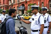 شراب کی جانچ کےلئے جدید بریتھ اینالائزر لے کر میدان میں لال بازار