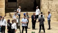 اسرائیلی وزیر بن گویر کا مسجدِ اقصیٰ پر دھاوا، یہودی عبادت گاہ بنانے کا عندیہ
