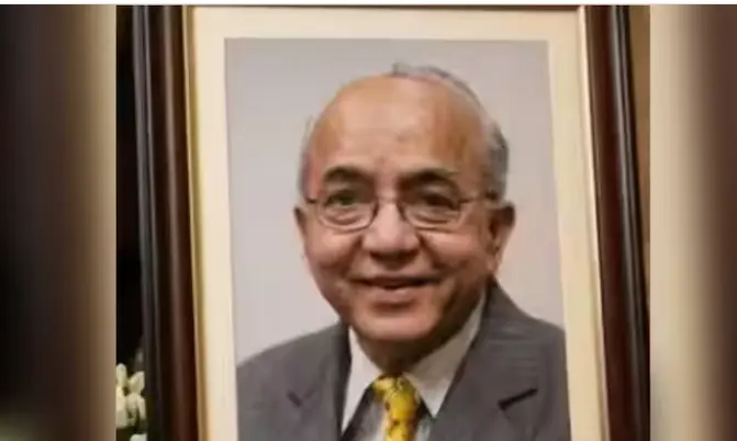 دہلی کے سابق چیف سیکریٹری راکیش مہتا نے کی خودکشی، نوئیڈا کے فلیٹ میں پھندے سے لٹکی لاش برآمد