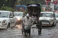 جنوبی بنگال میں پھر کم دباو کا زور! شمال میں بھی بارش جاری