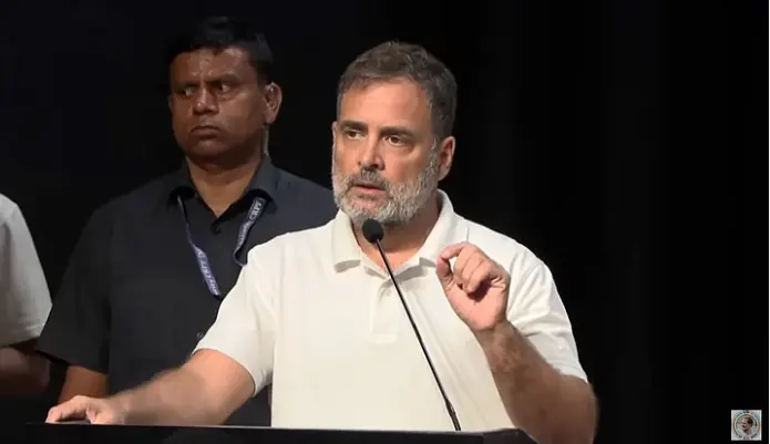 ’بہار حکومت جواب دے کہ شام 7 بجے کوئی لڑکی سڑکوں پر محفوظ کیوں نہیں؟‘ جموئی کی وائرل ویڈیو پر راہل گاندھی کا تلخ سوال