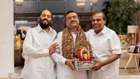 مکیش امبانی کے گھر جا کر ریاست میں صنعت اور روزگار کے امکانات پر شبھندو نے کی بات چیت