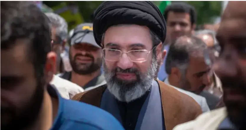 آج بعض لوگ ایران کو دنیا کی چوتھی سپر پاور قرار دیتے ہیں: مجتبیٰ خامنہ ای کا پیغام