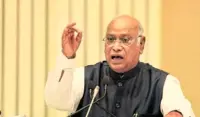 ہمارے ملک کو کیپٹن مچھار جیسے بہادر اور باہمت لوگوں کی ضرورت ہے: ملکارجن کھڑگے
