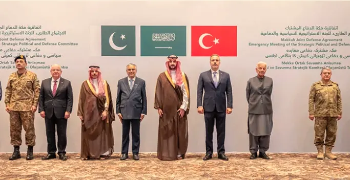 خطے کو درپیش خطرات: سعودی عرب، پاکستان اور ترکیہ نے اجتماعی دفاعی معاہدہ فعال کر دیا