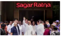 کھڑگے کے ظہرانہ میں نیا منصوبہ تیار، آج گیانیش کمار کے خلاف جنتر منتر پر مظاہرہ کا اعلان، کانگریس نے کہا ’’آ جاؤ سارے‘‘