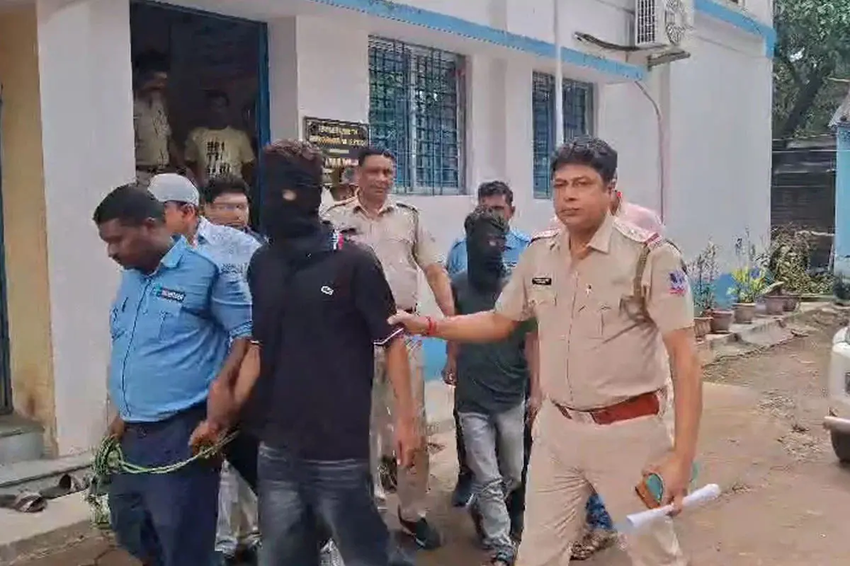صنعتی علاقے میں 70 لاکھ روپے کے سونے کے زیورات چوری کرکے کولکاتا میں چھپے! ٹینگرا سے 2 گرفتار