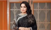 اداکارہ میرا کو کینیڈا بارڈر سے ڈی پورٹ کردیا گیا
