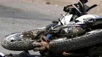 کولکاتا کی سڑک پر نشے کی حالت میں موٹر سائیکل چلاتے ہوئے ایک نوجوان کی حادثے میں موت ہو گئی۔