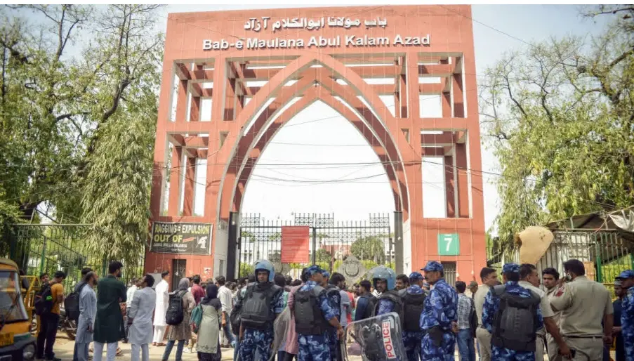 تنازعہ کے درمیان جامعہ ملیہ اسلامیہ نے اسٹوڈنٹس یونین الیکشن سے متعلق جاری کیا حکم، طلبا نے کیا نامنظور!