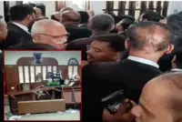 الہ آباد ہائی کورٹ میں وکلا کا پُرتشدد احتجاج، جسٹس اجے بھنوٹ کی عدالت میں توڑپھوڑ