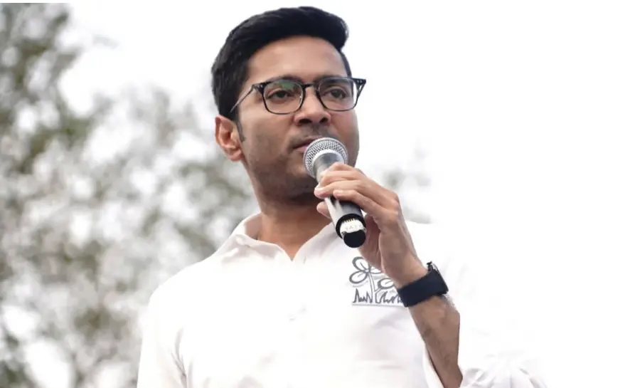 "ایک ایک پولس افسر کا نام نوٹ ہے، حکومت بدلے گی تو حساب پورا ہوگا!" — شوبھندو کے اشاروں پر ناچنے والوں کو ابھیشک بنرجی کی خوفناک اور کھلی للکار!