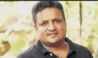 بالی ووڈ ایک اور عظیم فلم ساز سے محروم: 'کانٹے' اور 'قابل' کے ہدایت کار سنجے گپتا 57 برس کی عمر میں چل بسے